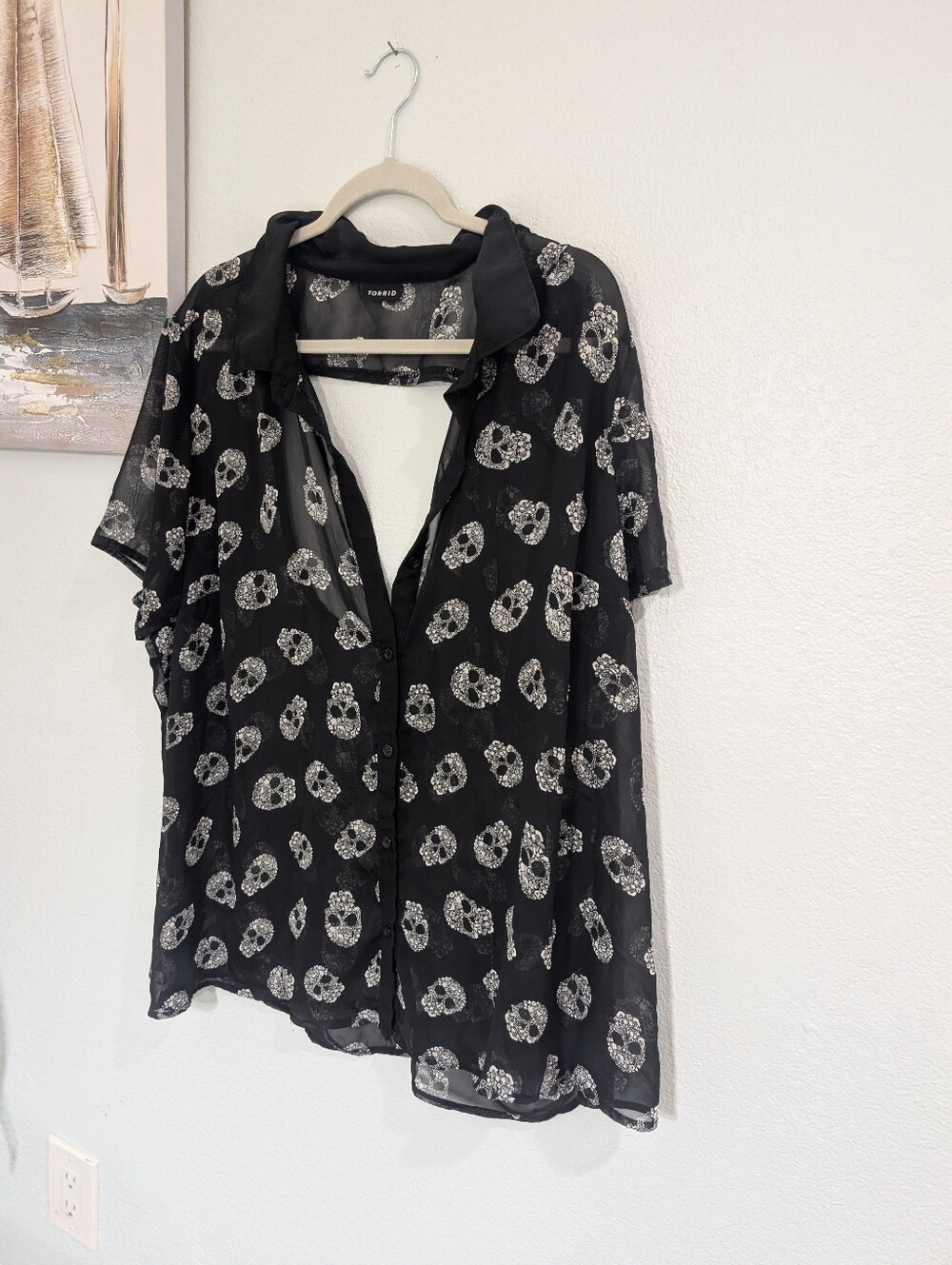 Torrid Sheer Black Skull Print Button-Up Top With Cut Out On Back Size XL